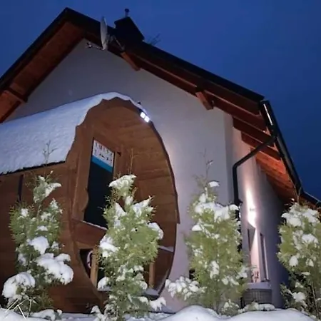 W Brzozach Sznurki Spokojna 1 - Chmielno, Kaszuby, Dom, Jezioro 펜션 *