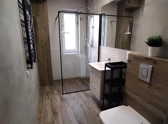 W Brzozach Sznurki Spokojna 1 - Chmielno, Kaszuby, Dom, Jezioro * Chmielno